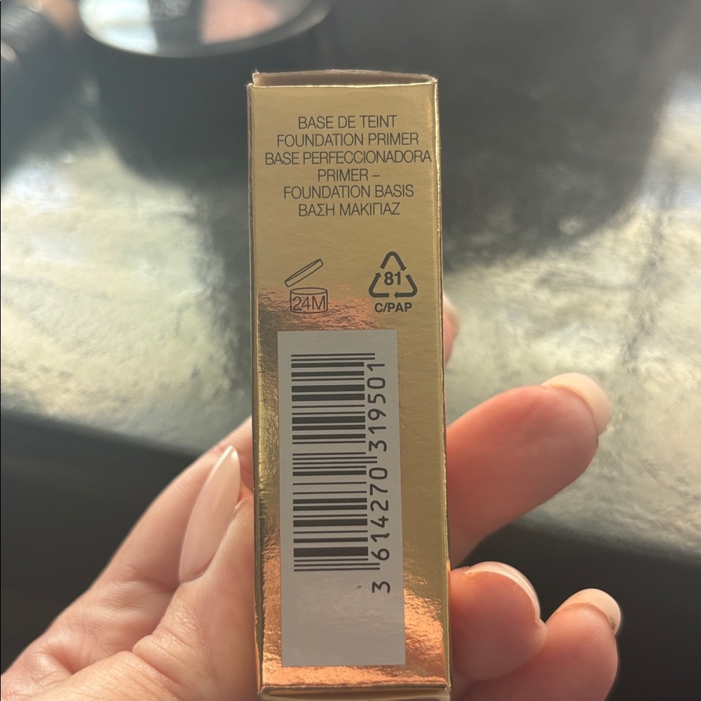 YSL BLUR PRIMER - Picture 4 of 5